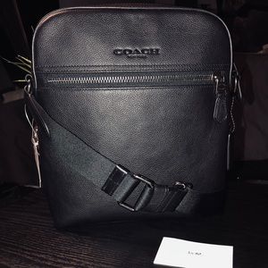 NWT Coach leather crossbody